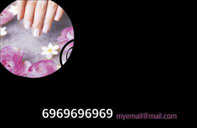 Επαγγελματική κάρτα μανικιούρ με ροζ μινιμαλιστικό σχέδιο, κομψή γραμματοσειρά και χώρο για στοιχεία επικοινωνίας.