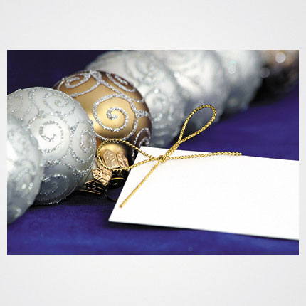 Χριστουγεννιάτικη κάρτα XMS-HOR-94062             Προτεινόμενες διαστάσεις: 17x12 και 14x10,5    Μονόφυλλη ή δίπτυχη    Πίκμανση στο δίπλωμα της δίπτυχης    Παράδοση με τους αντίστοιχους φακέλους    Χαρτί 350γρ    Εκτύπωση ευχής στο εσωτερικό της κάρτας    Δυνατότητα προσθήκης του λογοτύπου σας       Σας προσφέρπυμε την εκτύπωση ετικετών παραληπτών μαζί με τις κάρτες σας, καθιστώντας την κάρτα ιδανική για αποστολή ευχών σε πελάτες, συνεργάτες και φίλους, ενισχύοντας τις προσωπικές και επαγγελματικές σχέσεις.      Μη διστάσετε να μας ζητήσετε να σχεδιάσουμε μια χριστουγεννιάτικη κάρτα προσαρμοσμένη στις ανάγκες σας, με ειδικές εκτυπώσεις και τεχνικές.    Η εκτύπωση των καρτών μπορεί να είναι είτε ψηφιακή είτε offset ανάλογα τα τεμάχια και τις απαιτήσεις της μακέτας.      Ζητήστε μας μια προσφορά για τα έντυπα σας, σήμερα. 