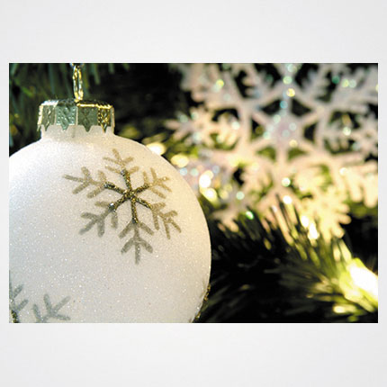 Χριστουγεννιάτικη κάρτα XMS-HOR-94128             Προτεινόμενες διαστάσεις: 17x12 και 14x10,5    Μονόφυλλη ή δίπτυχη    Πίκμανση στο δίπλωμα της δίπτυχης    Παράδοση με τους αντίστοιχους φακέλους    Χαρτί 350γρ    Εκτύπωση ευχής στο εσωτερικό της κάρτας    Δυνατότητα προσθήκης του λογοτύπου σας       Σας προσφέρπυμε την εκτύπωση ετικετών παραληπτών μαζί με τις κάρτες σας, καθιστώντας την κάρτα ιδανική για αποστολή ευχών σε πελάτες, συνεργάτες και φίλους, ενισχύοντας τις προσωπικές και επαγγελματικές σχέσεις.      Μη διστάσετε να μας ζητήσετε να σχεδιάσουμε μια χριστουγεννιάτικη κάρτα προσαρμοσμένη στις ανάγκες σας, με ειδικές εκτυπώσεις και τεχνικές.    Η εκτύπωση των καρτών μπορεί να είναι είτε ψηφιακή είτε offset ανάλογα τα τεμάχια και τις απαιτήσεις της μακέτας.      Ζητήστε μας μια προσφορά για τα έντυπα σας, σήμερα. 