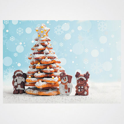 Χριστουγεννιάτικη κάρτα XMS-HOR-94156             Προτεινόμενες διαστάσεις: 17x12 και 14x10,5    Μονόφυλλη ή δίπτυχη    Πίκμανση στο δίπλωμα της δίπτυχης    Παράδοση με τους αντίστοιχους φακέλους    Χαρτί 350γρ    Εκτύπωση ευχής στο εσωτερικό της κάρτας    Δυνατότητα προσθήκης του λογοτύπου σας       Σας προσφέρπυμε την εκτύπωση ετικετών παραληπτών μαζί με τις κάρτες σας, καθιστώντας την κάρτα ιδανική για αποστολή ευχών σε πελάτες, συνεργάτες και φίλους, ενισχύοντας τις προσωπικές και επαγγελματικές σχέσεις.      Μη διστάσετε να μας ζητήσετε να σχεδιάσουμε μια χριστουγεννιάτικη κάρτα προσαρμοσμένη στις ανάγκες σας, με ειδικές εκτυπώσεις και τεχνικές.    Η εκτύπωση των καρτών μπορεί να είναι είτε ψηφιακή είτε offset ανάλογα τα τεμάχια και τις απαιτήσεις της μακέτας.      Ζητήστε μας μια προσφορά για τα έντυπα σας, σήμερα. 