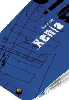 Κατάλογος café με μοντέρνο σχεδιασμό, ζωντανά χρώματα και φωτογραφίες πιάτων, ιδανικός για καφετέριες.