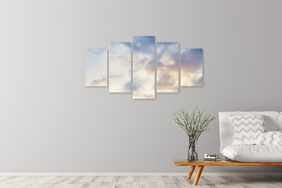 Πίνακας σε καμβά για χώρο που μπορεί να προορίζεται, με τοπίο ουρανών, ρεαλιστικό στυλ σε μοντέρνα διακόσμηση.