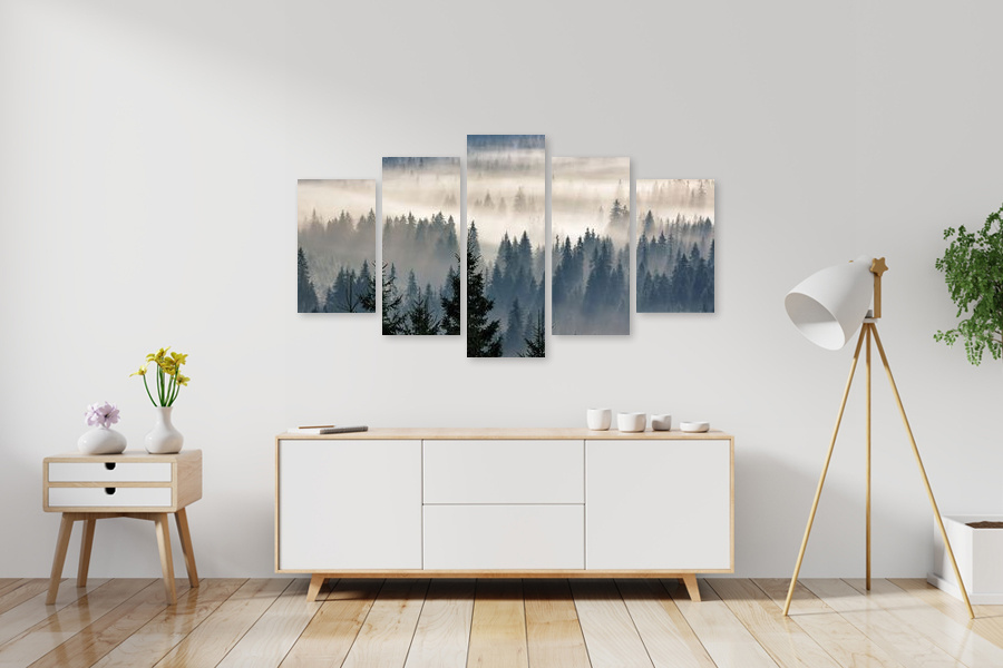 Πίνακας σε καμβά για χώρο που μπορεί να προορίζεται ως γραφείο, με τοπίο δάσους, σε αφηρημένο και μοντέρνο στυλ διακόσμησης.