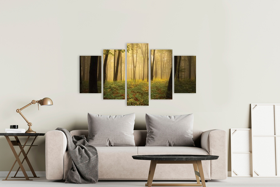 Πίνακας σε καμβά για χώρο που μπορεί να προορίζεται για τοπία, με αφηρημένα δάση, σε μοντέρνο στυλ διακόσμησης.