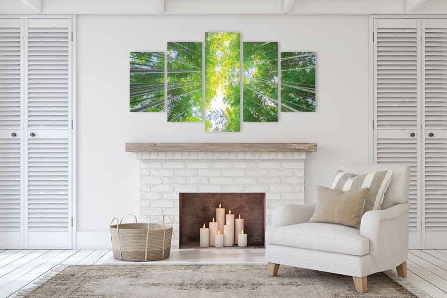 Πίνακας σε καμβά για χώρο που μπορεί να προορίζεται για αναψυχή, με τοπίο δάσους, αφηρημένο στυλ και μοντέρνα διακόσμηση.