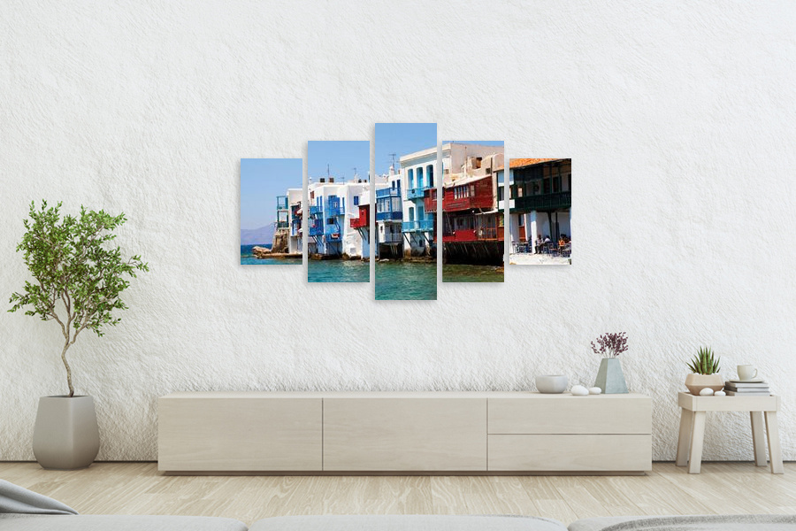 Πίνακας σε καμβά για χώρο που μπορεί να προορίζεται για σαλόνι, με τοπία και φύση, στυλ ρεαλιστικό και μοντέρνα διακόσμηση.