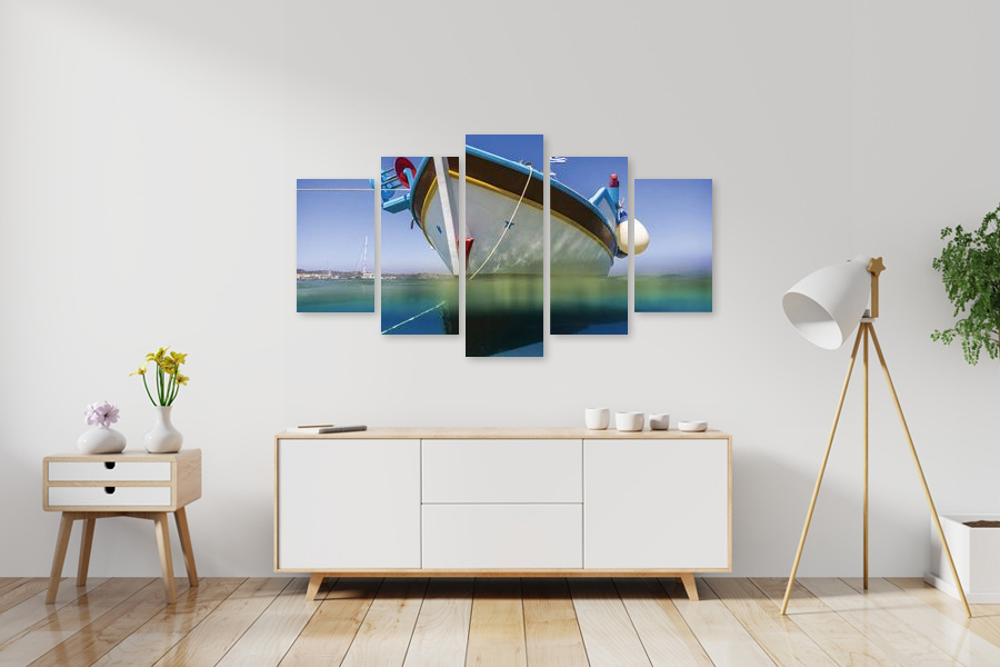 Πίνακας σε καμβά για χώρο που μπορεί να προορίζεται για σαλονάκι, με τοπίο Ελλάδας, σε αφηρημένο στυλ και μοντέρνα διακόσμηση.