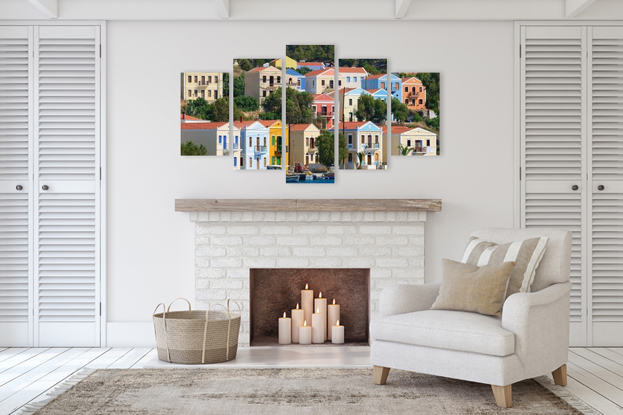 Πίνακας σε καμβά για χώρο που μπορεί να προορίζεται ως σαλόνι, με τοπίο φύσης, ρεαλιστικού στυλ, σε μοντέρνα διακόσμηση.