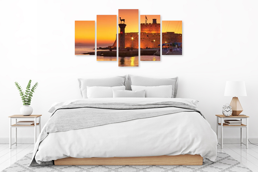 Πίνακας σε καμβά για χώρο που μπορεί να προορίζεται για τοπίο, με θέμα τη φύση, σε ρεαλιστικό και μοντέρνο στυλ.