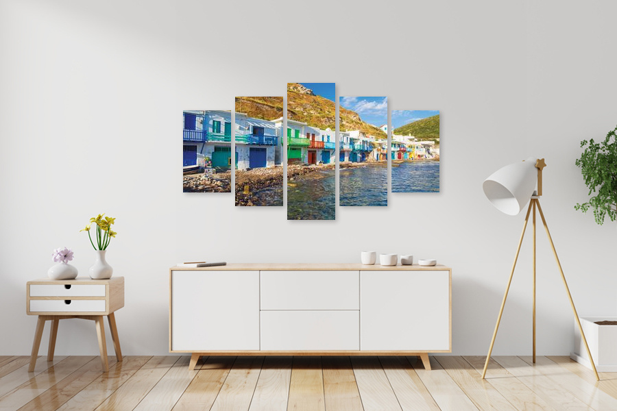 Πίνακας σε καμβά τοπίου, με φύση στην Ελλάδα, σε ρεαλιστικό και μοντέρνο στυλ διακόσμησης.