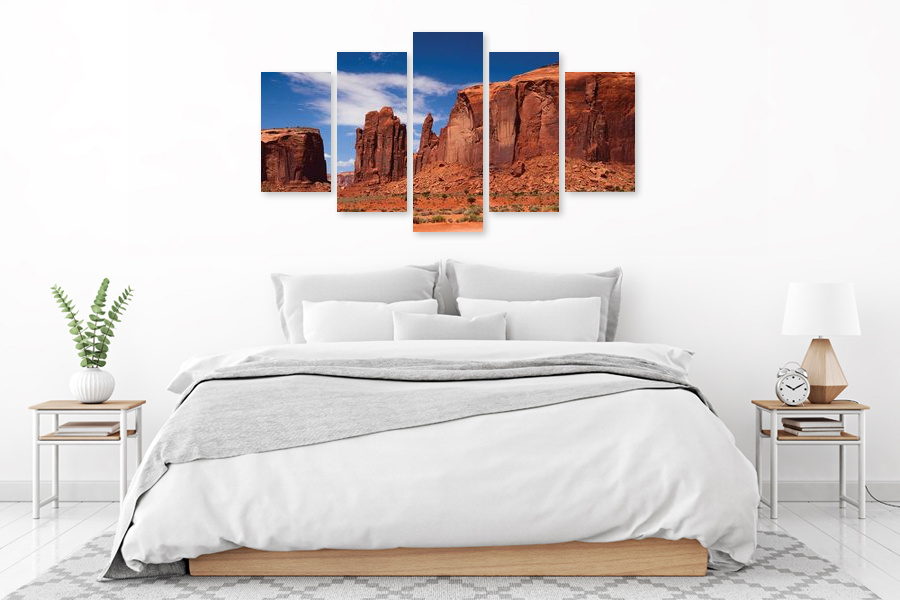 Πίνακας σε καμβά για αφήγηση τοπίων, με βουνά και φύση, σε ρεαλιστικό και μοντέρνο στυλ διακόσμησης.