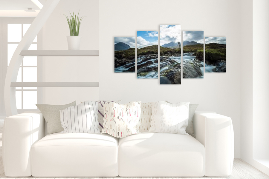 Πίνακας σε καμβά για χώρο που μπορεί να προορίζεται, με τοπίο ποταμού σε ρεαλιστικό στυλ και μοντέρνα διακόσμηση.