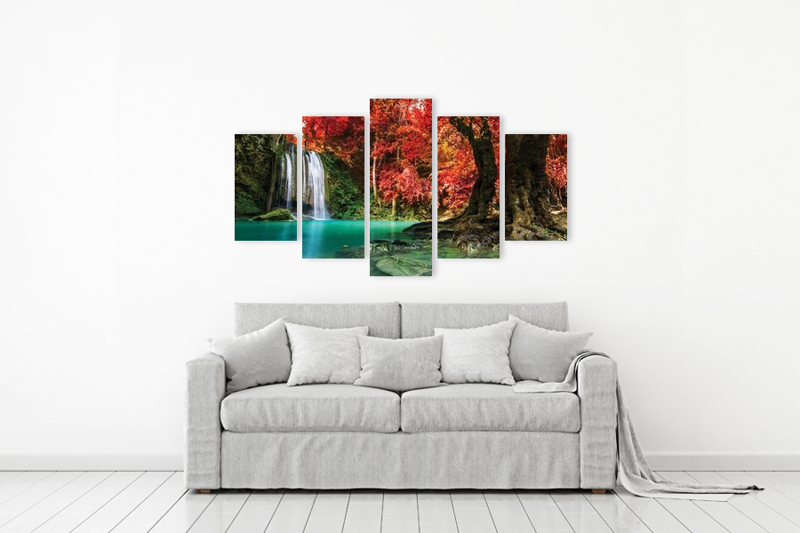 Πίνακας σε καμβά για χώρο που μπορεί να προορίζεται για σαλόνι, με τοπίο ποταμού, αφηρημένο στυλ και μοντέρνα διακόσμηση.