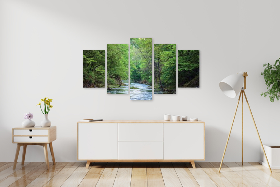 Πίνακας σε καμβά για χώρο που μπορεί να προορίζεται για τοίχο, τοπίο με ποτάμι, αφηρημένο στυλ, μοντέρνα διακόσμηση.