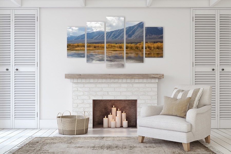 Πίνακας σε καμβά για τοίχο χώρου που μπορεί να προορίζεται για σαλόνι, με τοπίο ποταμού, σε ρεαλιστικό στυλ και μοντέρνα διακόσμηση.