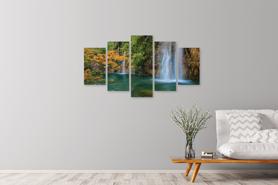 Πίνακας σε καμβά για εσωτερικό χώρο, τοπίο με καταρράκτη, σε ρεαλιστικό στυλ και μοντέρνα διακόσμηση.