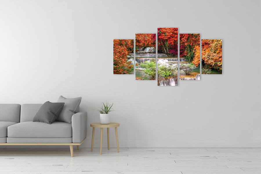 Πίνακας σε καμβά για χώρο που μπορεί να προορίζεται για το σαλόνι, με θέμα καταρράκτη, σε ρεαλιστικό στυλ και μοντέρνα διακόσμηση.