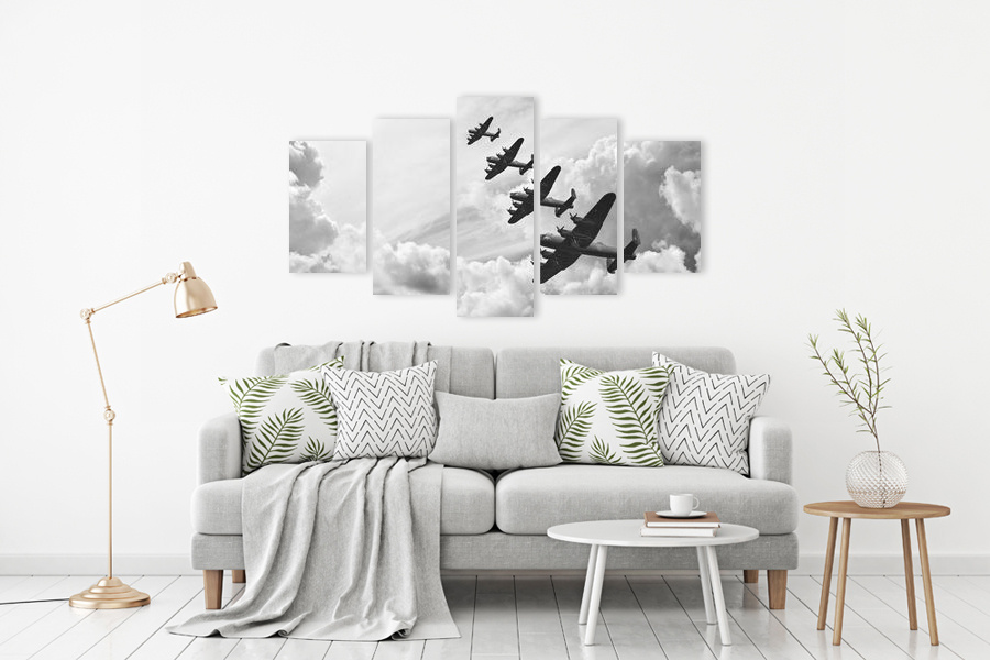 Πίνακας σε καμβά με ασπρόμαυρη εικόνα, μοντέρνο στυλ διακόσμησης, ιδανικός για σύγχρονο χώρο.