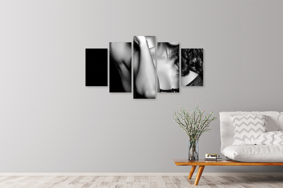 Πίνακας σε καμβά για χώρο που μπορεί να προορίζεται ως υπνοδωμάτιο, με αισθησιακή εικόνα σε αφηρημένο στυλ, μοντέρνα διακόσμηση.