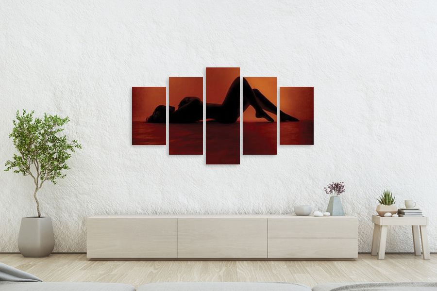 Πίνακας σε καμβά για χώρο που μπορεί να προορίζεται για υπνοδωμάτιο, με αισθησιακή εικόνα, σε αφηρημένο και μοντέρνο στυλ διακόσμησης.