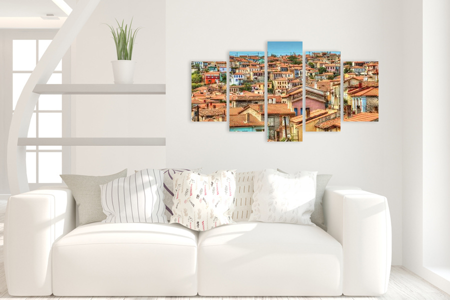 Πίνακας σε καμβά για χώρο που μπορεί να προορίζεται για διακόσμηση, με τοπίο στη φύση, σε ρεαλιστικό και μοντέρνο στυλ.