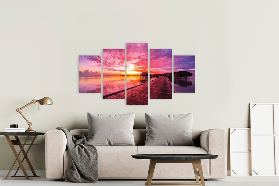 Πίνακας σε καμβά τοπίου με φυσικές εικόνες, σε minimal στυλ διακόσμησης.