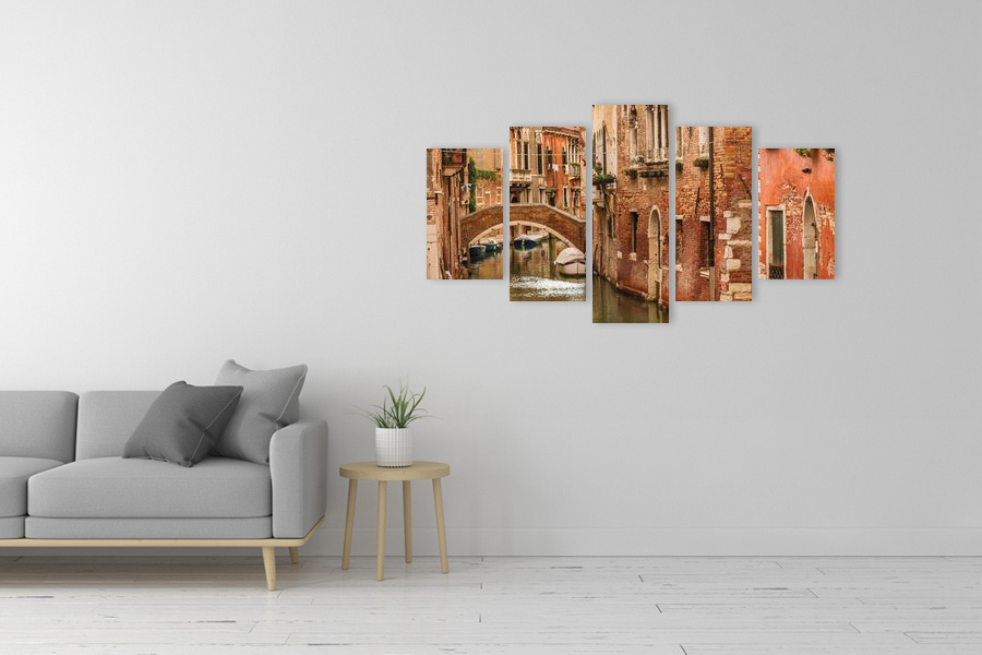 Πίνακας σε καμβά για χώρο που μπορεί να προορίζεται για διακόσμηση, τοπίο φύσης, αφηρημένο στυλ, μοντέρνα διακόσμηση.