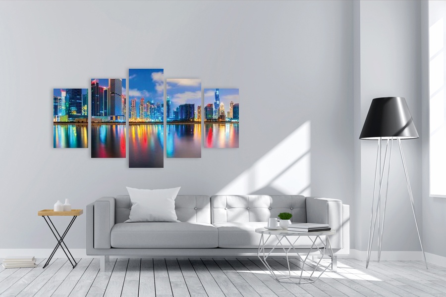 Πίνακας σε καμβά για χώρο που μπορεί να προορίζεται για σαλόνι, με τοπίο της φύσης, σε ρεαλιστικό και μοντέρνο στυλ διακόσμησης.