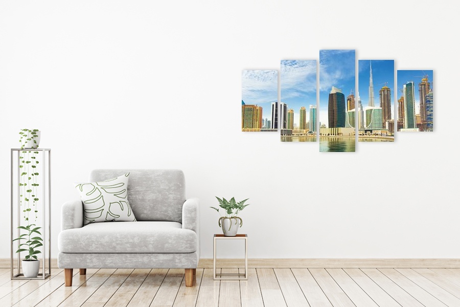 Πίνακας σε καμβά για τοίχο, με τοπίο και φύση, σε ρεαλιστικό στυλ, κατάλληλος για μοντέρνα διακόσμηση.