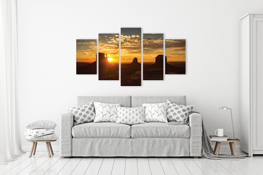 Πίνακας σε καμβά για χώρο που μπορεί να προορίζεται για σαλόνι, τοπίο της φύσης με αφηρημένο στυλ και μοντέρνα διακόσμηση.