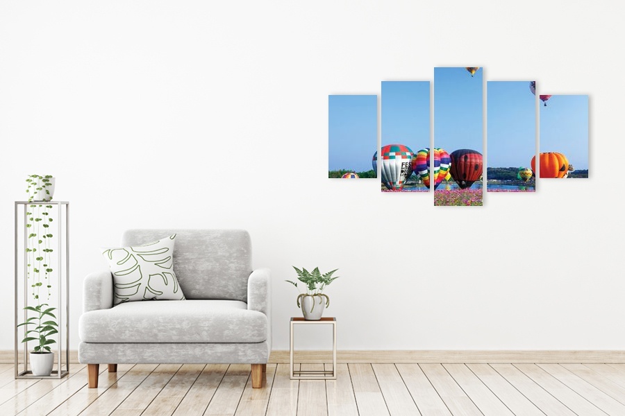 Πίνακας σε καμβά για χώρο που μπορεί να προορίζεται ως σαλόνι, με τοπίο και φυσικά στοιχεία, σε ρεαλιστικό στυλ και μοντέρνα διακόσμηση.