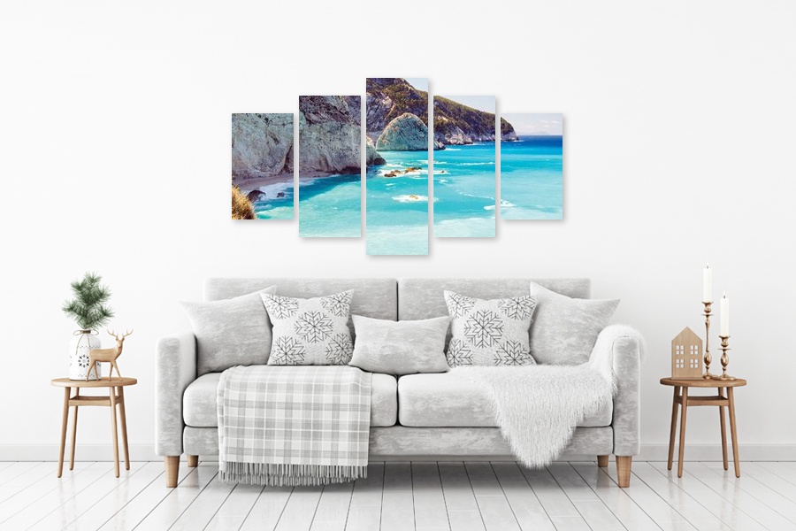 Πίνακας σε καμβά για χώρο που μπορεί να προορίζεται για τοπίο, με ρεαλιστικό στυλ και μοντέρνα διακόσμηση.