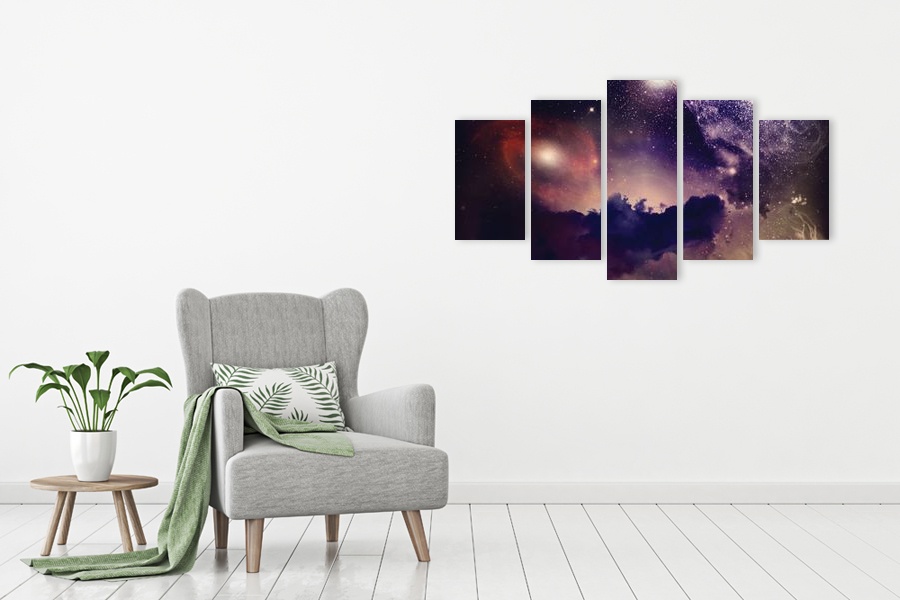 Πίνακας σε καμβά για χώρο που μπορεί να προορίζεται για γραφείο, με θέμα το διάστημα, σε αφηρημένο και μοντέρνο στυλ διακόσμησης.