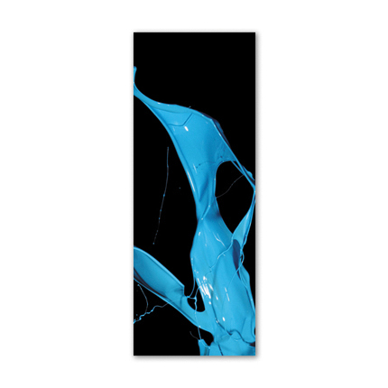 Υφασμάτινο αυτοκόλλητο ψυγείου που απεικονίζει γαλάζια μπογιά στον αέρα σε μαύρο φόντο.Είναι ανθεκτικό και κολλάει και ξεκολλάει εύκολα.Μπορείτε να μας ζητήσετε να εκτυπωθεί σε ότι διάσταση θέλετε. Το θέμα προσαρμόζεται ανάλογα στη διάσταση που θέλετε.Το παράδειγμα που παρουσιάζουμε στην απομονωμένη εικόνα του θέματος αφορά ψυγείο με διάσταση 75cm πλάτος x 200cm ύψος.