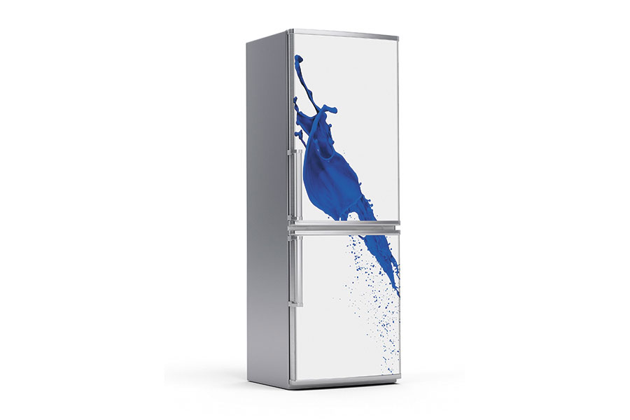 Υφασμάτινο αυτοκόλλητο ψυγείου που απεικονίζει μπλε μπογιά στον αέρα. Είναι ανθεκτικό και κολλάει και ξεκολλάει εύκολα.Μπορείτε να μας ζητήσετε να εκτυπωθεί σε ότι διάσταση θέλετε. Το θέμα προσαρμόζεται ανάλογα στη διάσταση που θέλετε.Το παράδειγμα που παρουσιάζουμε στην απομονωμένη εικόνα του θέματος αφορά ψυγείο με διάσταση 75cm πλάτος x 200cm ύψος.