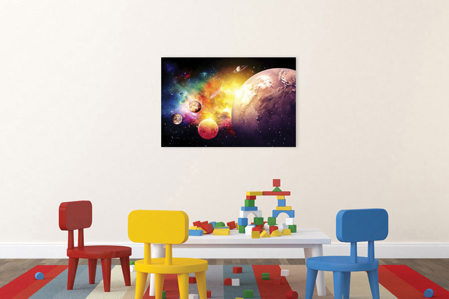 Πίνακας σε καμβά για παιδικό δωμάτιο, με παιδικές εικόνες, ρεαλιστικό στυλ, σε μοντέρνα διακόσμηση.