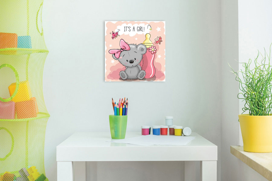 Πίνακας σε καμβά για παιδικό δωμάτιο, με φιλικά σχέδια, ρεαλιστικό στυλ και μοντέρνα διακόσμηση.