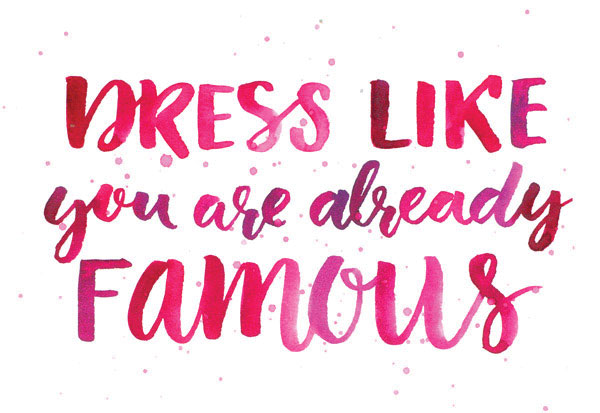 Προτάσεις για διακόσμησηΟ πίνακας σε καμβά με τίτλο FASC-176 αποτελεί μια εξαιρετική επιλογή για να ενσωματώσει την κομψότητα και το ύφος της μόδας σε διάφορα στυλ διακόσμησης. Η πλούσια παλέτα χρωμάτων και η δυναμική της φωτογραφίας καθιστούν αυτό το έργο κατάλληλο είτε για έναν κλασικό, είτε για έναν μοντέρνο, αλλά και για έναν μινιμαλιστικό χώρο. Σε έναν κλασικό χώρο με ξύλινα έπιπλα και βαριά υφάσματα, ο πίνακας προσθέτει μια πινελιά σύγχρονης ζωής. Σε έναν μοντέρνο περιβάλλον με καθαρές γραμμές και αποχρώσεις του γκρίζου ή του λευκού, το έργο αναδεικνύει μια παλέτα ενδυματολογικής τέχνης που ενισχύει την αισθητική του χώρου.Λίγα λόγια για τον πίνακαΟ πίνακας FASC-176 κατηγοριοποιείται στην υποκατηγορία Μόδα, και μέσω αυτής της φωτογραφίας προβάλλει την αρμονία και την έμφαση σε σύγχρονες τάσεις ενδυματολογικού ύφους. Οι φωτεινές τονικές μεταβάσεις και η λεπτομερής αποτύπωση των στοιχείων της μόδας ανατρέπουν στερεοτυπικές αντιλήψεις, ενώ ταυτόχρονα προβάλλουν την ελεύθερη έκφραση της προσωπικότητας μέσω ρούχων και αξεσουάρ. Οι υφές που διακρίνονται μέσω της υψηλής ποιότητας ψηφιακής εκτύπωσης ενισχύουν την εμβάθυνση στη μόδα, καθώς η ευκρίνεια και ο πλούτος των χρωμάτων συμβάλλουν στη δημιουργία ενός συνολικού έργου τέχνης που διαχέεται με διαχρονική κομψότητα και πολυτέλεια.Η φωτογραφία FASC-176 δημιουργεί μια αίσθηση ευαισθησίας και αποπνέει τη δύναμη της μόδας στη σύγχρονη κοινωνία. Η διάταξη και η ποιότητα της εικόνας προσφέρουν μια καθηλωτική εμπειρία που ενθαρρύνει τον θεατή να επανερμηνεύσει την έννοια του στυλ. Με μια βαθιά αίσθηση ρομαντισμού αλλά και αποφασιστικότητας, ο πίνακας συνδέεται συναισθηματικά με τον θεατή, προκαλώντας σκέψεις γύρω από την έκφραση και την αισθητική της μόδας.Ψηφιακή εκτύπωση σε καμβά. Ο καμβάς είναι υψηλής ποιότητας, ειδικός για ψηφιακή εκτύπωση που αναδεικνύει τα χρώματα. Είναι ιδανικός για διακόσμηση εσωτερικών χώρων. Παραλαμβάνετε τον πίνακα με την ψηφιακή εκτύπωση καμβά, τελαρωμένο σε τελάρο από ανθεκτικό ξύλο 2εκ, στη διάσταση που θέλετε.