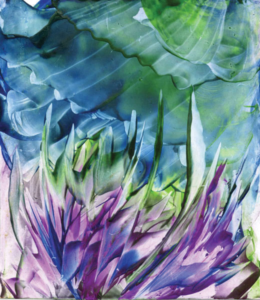 Προτάσεις για διακόσμησηΟ πίνακας σε καμβά FLOZ-263 με την απεικόνιση λουλουδιών συνδυάζει διακριτικά την ομορφιά της φύσης με ένα ιδιαίτερο αισθητικό αποτέλεσμα. Σε ένα κλασικό στυλ διακόσμησης, μπορεί να τοποθετηθεί στο κεντρικό σημείο ενός σαλονιού, δίνοντας μια διαχρονική αίσθηση ευημερίας και αρμονίας. Στον αντίποδα, σε έναν μοντέρνο χώρο, οι φρέσκες αποχρώσεις και η λεπτή αίσθηση της φύσης προσθέτουν μια μοντέρνα έμφαση, καθιστώντας τον πίνακα ιδανικό για είσοδο ή υπνοδωμάτιο. Το μινιμαλιστικό στυλ ωφελείται ιδιαίτερα από την απλότητα της σύνθεσης του πίνακα, ανεβάζοντας το χώρο με μια εκλεπτυσμένη λεπτομέρεια που δεν επιβαρύνει την αισθητική του.Λίγα λόγια για τον πίνακαΟ πίνακας FLOZ-263 χρησιμοποιεί καθαρές και ζωηρές αποχρώσεις, δημιουργώντας μια έκρηξη χρωμάτων που ζωντανεύει οποιονδήποτε χώρο. Τα χρώματα του χαρακτηρίζονται από μια αρμονία που γεφυρώνει την αφηρημένη ζωγραφική με την ρεαλιστική απεικόνιση, προσφέροντας μια ισορροπία μεταξύ φαντασίας και πραγματικότητας. Οι απαλές και λεπτομερείς πινελιές ενισχύουν τη φυσικότητα και τη ζωντάνια των λουλουδιών, ενώ οι υφές προσδίδουν βάθος και εσωτερική αισθητική στο έργο. Το φωτεινό φόντο και η τονική αντίθεση αναδεικνύουν ιδιαίτερα το στοιχείο της ελπίδας και της αναγέννησης διαμέσου της παράστασης των λουλουδιών.Ο πίνακας FLOZ-263 δημιουργεί μια αίσθηση ηρεμίας και ευτυχίας, επιτρέποντας στον θεατή να μεταφερθεί σε έναν κήπο ευφορίας και χαλάρωσης. Οι θεατές ενδέχεται να αισθανθούν την απαλότητα της φύσης, απολαμβάνοντας μια ήσυχη στιγμή απόδρασης από την καθημερινότητα. Η υποβλητική χρωματική παλέτα μεταφέρει μια βαθιά εντύπωση της φυσικής ομορφιάς και της διαχρονικότητας της φύσης που καθηλώνει και προκαλεί συναισθήματα θαυμασμού και γαλήνης.Ψηφιακή εκτύπωση σε καμβά. Ο καμβάς είναι υψηλής ποιότητας, ειδικός για ψηφιακή εκτύπωση που αναδεικνύει τα χρώματα. Είναι ιδανικός για διακόσμηση εσωτερικών χώρων. Παραλαμβάνετε τον πίνακα με την ψηφιακή εκτύπωση καμβά, τελαρωμένο σε τελάρο από ανθεκτικό ξύλο 2εκ, στη διάσταση που θέλετε.