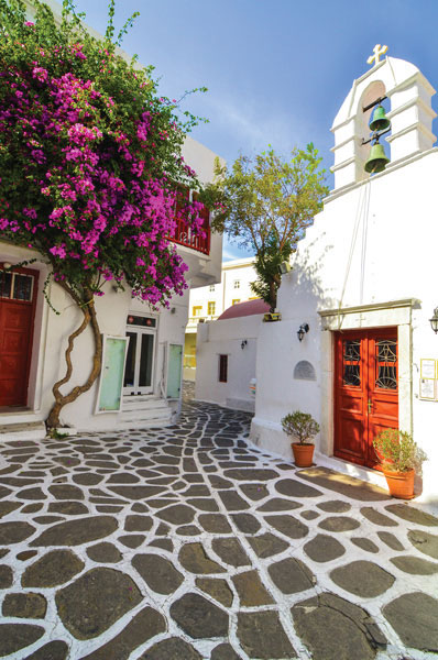 ADM-018 Ψηφιακή εκτύπωση σε καμβά. Ο καμβάς είναι υψηλής ποιότητας, ειδικός για ψηφιακή εκτύπωση που αναδεικνύει τα χρώματα. Είναι ιδανικός για διακόσμηση εσωτερικών χώρων.Παραλαμβάνετε τον πίνακα με την ψηφιακή εκτύπωση καμβά, τελαρωμένο σε τελάρο από ανθεκτικό ξύλο, στη διάσταση που θέλετε.