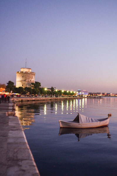 ADM-035 Ψηφιακή εκτύπωση σε καμβά. Ο καμβάς είναι υψηλής ποιότητας, ειδικός για ψηφιακή εκτύπωση που αναδεικνύει τα χρώματα. Είναι ιδανικός για διακόσμηση εσωτερικών χώρων.Παραλαμβάνετε τον πίνακα με την ψηφιακή εκτύπωση καμβά, τελαρωμένο σε τελάρο από ανθεκτικό ξύλο, στη διάσταση που θέλετε.