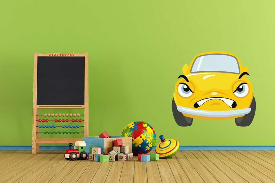 Αυτοκόλλητο τοίχου από βινύλιο που απεικονίζει ένα κίτρινο αυτοκίνητο με μάτια και στόμα που δείχνει νευριασμένο. Είναι ανθεκτικό και κολλάει και ξεκολλάει εύκολα.Μπορείτε να μας ζητήσετε να εκτυπωθεί σε ότι διάσταση θέλετε. 