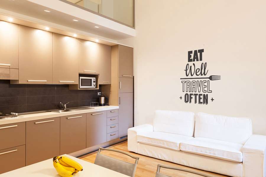 Αυτοκόλλητο Τοίχου 