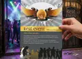Flyer προώθησης με ζωντανά χρώματα και μοντέρνα γραφικά, ιδανικό για εκπτώσεις και υπηρεσίες.