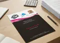 Flyer προώθησης με έντονα χρώματα, καθαρή διάταξη και στρατηγικά επιλεγμένες γραμματοσειρές, ιδανικό για διαφημίσεις.