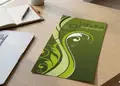 Flyer για προώθηση με ζωντανά χρώματα, επαγγελματική διάταξη κειμένου και γραφικά που αναδεικνύουν προσφορές.
