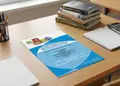 Δημιουργικό flyer για κάθε περίσταση, με ζωντανά χρώματα και ευανάγνωστες γραμματοσειρές, προωθεί υπηρεσίες και προσφορές.