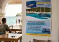 Αφίσα εκτύπωσης με έντονα χρώματα και καθαρές γραμματοσειρές, ιδανική για διαφήμιση και προωθητικές ενέργειες.