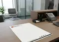 Επιστολόχαρτο σε βαθύ μπλε και λευκό χρώμα, επαγγελματική σχεδίαση με λογότυπο και καθαρή διάταξη.