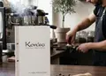Κατάλογος café με σύγχρονο σχέδιο και έντονα χρώματα, ιδανικός για παρουσίαση μενού και εποχιακών προσφορών.